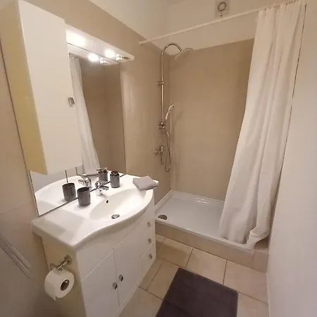 Apartmán Luxury With Sauna Near The