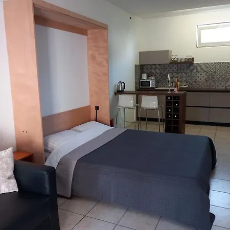 Luxury With Sauna Near The Appartement