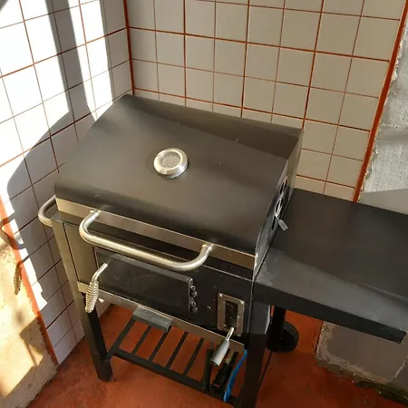 Luxury With Sauna Near The 公寓 斯廷佳